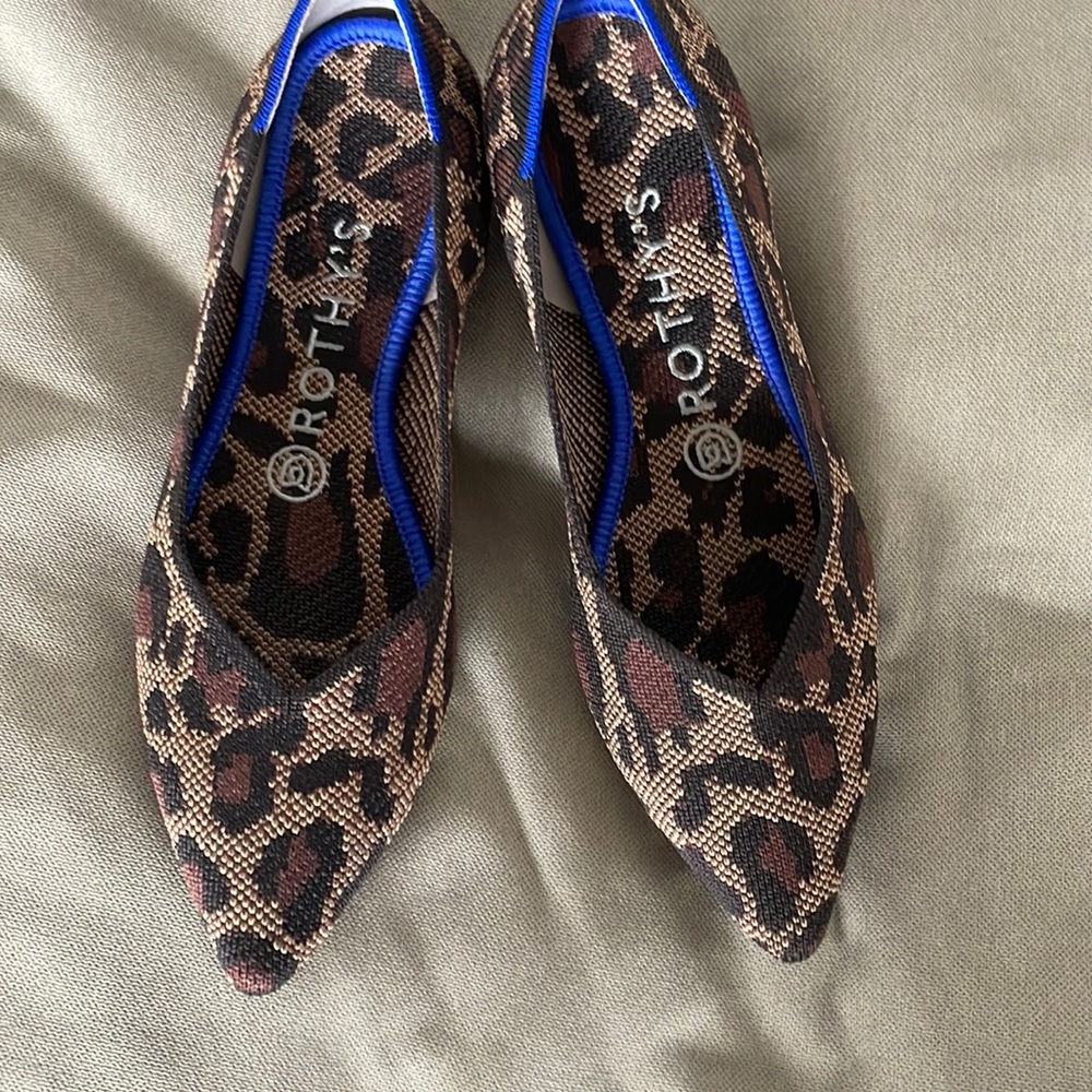 Rothy’s shoes size 7 like new!!